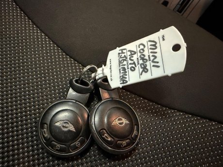 Mini Hatch 2.0 Cooper D Auto Euro 5 3dr 16