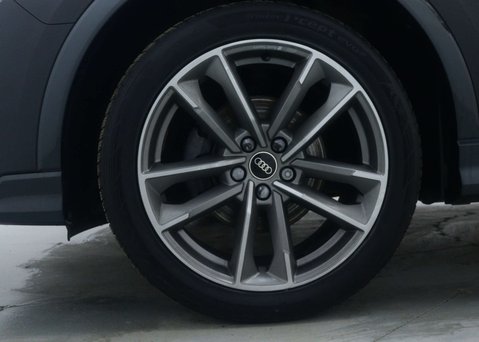 Audi Q3 1.5 Q3 Black Edition 35 TFSI MHEV Semi-Auto 5dr 16