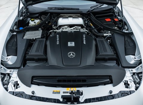 Mercedes-Benz AMG GT R 43