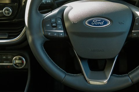 Ford Fiesta TITANIUM X 18