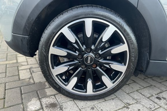 Mini Hatch COOPER EXCLUSIVE 5 DOOR AUTOMATIC 15