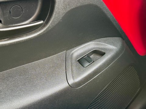 Toyota Aygo VVT-I X 31