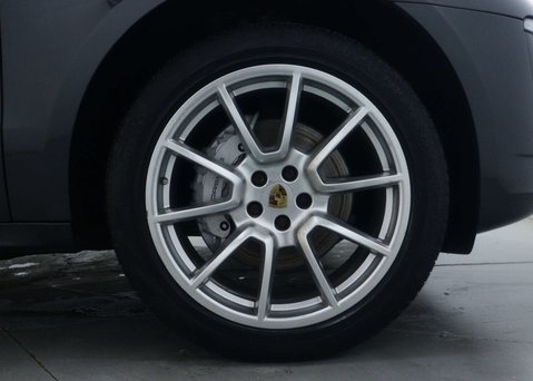 Porsche Macan 3.0 Macan S Semi-Auto 4WD 5dr 15