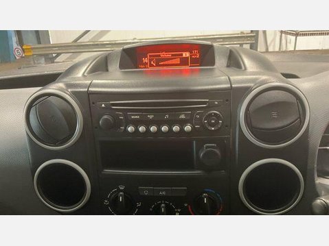 Citroen Berlingo 1.6 HDi 625 Enterprise Panel Van 5dr Diesel Manual L1 (Euro 5) (135 g/km, 7 9