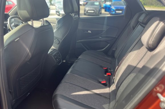 Peugeot 3008 1.6 PURETECH S/S GT LINE AUTO 30
