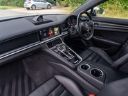 Porsche Panamera 4 E-Hybrid Platinum Edition 8