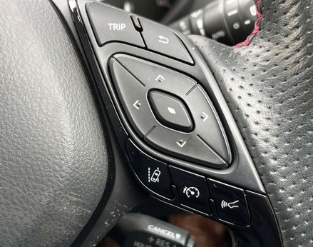 Toyota C-HR 1.8 C-HR GR Sport HEV CVT 5dr 63