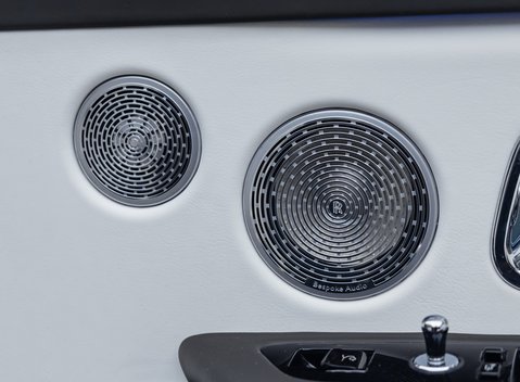 Rolls-Royce Cullinan Series II BLACK BADGE 34