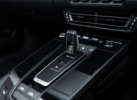 Porsche 911 Targa (992) 50 Years Porsche Design Edition 28