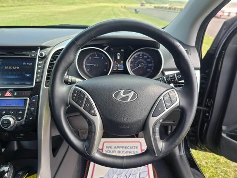 Hyundai i30 1.6 CRDi Blue Drive Premium Tourer DCT Euro 6 (s/s) 5dr 38