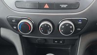 Hyundai i10 1.2 SE Hatchback 5dr Petrol Auto Euro 6 (87 ps) 30