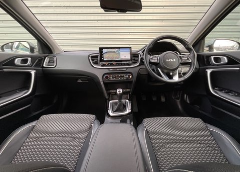 Kia Ceed 1.5 T-GDI '3' ISG 16