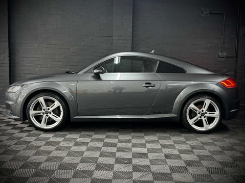 Audi TT 1.8 TT Black Edition TFSI 3dr 14