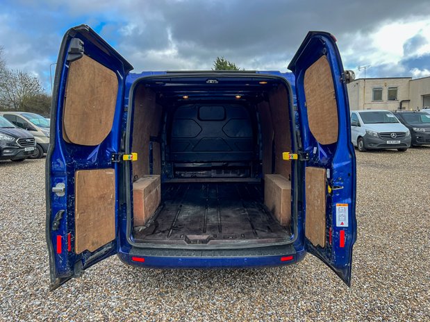 Ford Transit Custom LWB L2H1 290 Limited Air Con Cruise EURO 6 NO VAT 9
