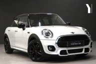 Mini Hatch 1.5 Cooper Sport Auto 5dr 1