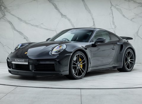 Porsche 911 Turbo S (992) 1