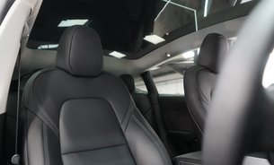 Tesla Model Y LONG RANGE AWD Comfort Suspension GROK AI One Owner Adaptive LEDs VAT Q 5