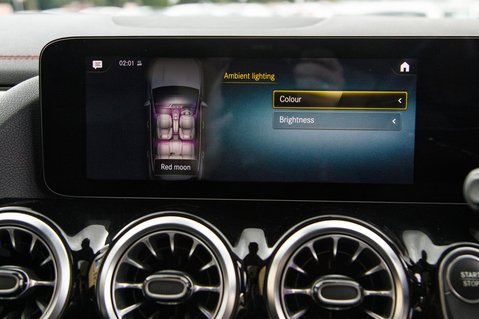 Mercedes-Benz EQA EQA 250 AMG LINE PREMIUM 33