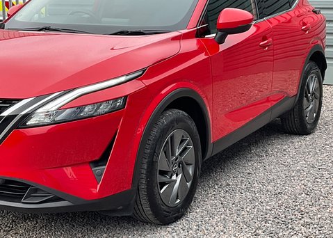 Nissan Qashqai DIG-T ACENTA PREMIUM MHEV 6
