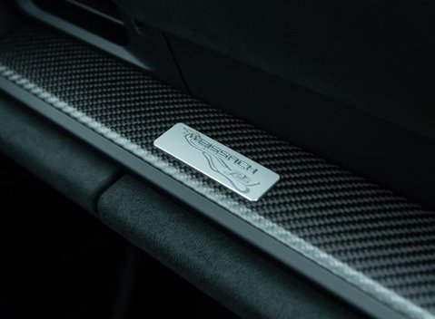 Porsche 911 GT3 RS (992) 30