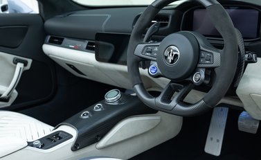 Maserati MC20 Cielo 16