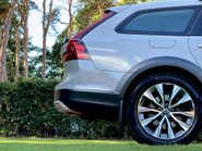 Volvo V90 B4 CROSS COUNTRY PLUS AWD 24