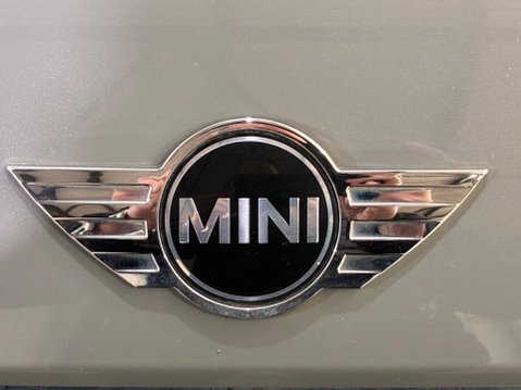Mini Countryman 1.5 Cooper ALL4 Euro 6 (s/s) 5dr 59