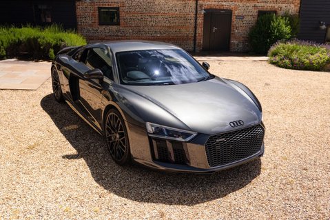 Audi R8 5.2 FSI V10 Plus S Tronic quattro Euro 6 (s/s) 2dr 10