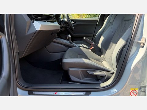 Audi A1 1.5 A1 S Line 35 TFSI Semi-Auto 5dr 11