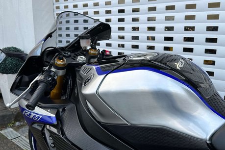 Yamaha Yzf 1.0 YZF R1M 23