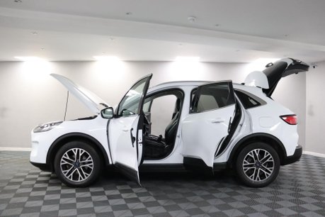 Ford Kuga TITANIUM FIRST EDITION 6