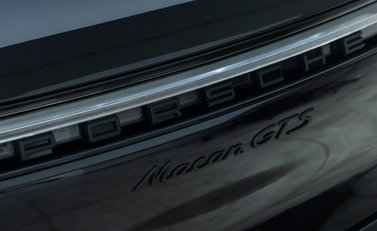 Porsche Macan GTS 35