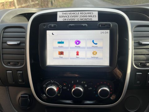 Renault Trafic SL28 SPORT ENERGY DCI 17