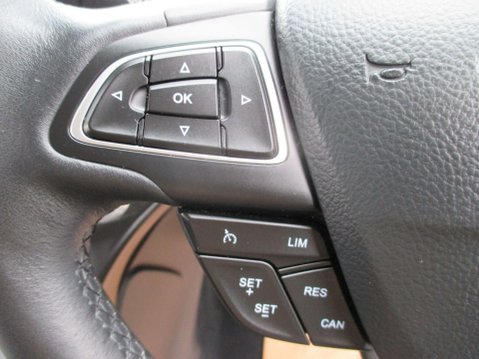 Ford C-Max 1.5 TDCi Titanium Euro 6 (s/s) 5dr 31