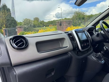 Renault Trafic 1.6 Trafic SL27 Sport Nav dCi 28