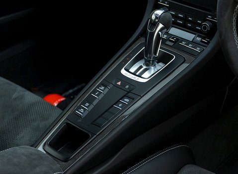 Porsche 911 (991.2) GT3 RS Weissach 18