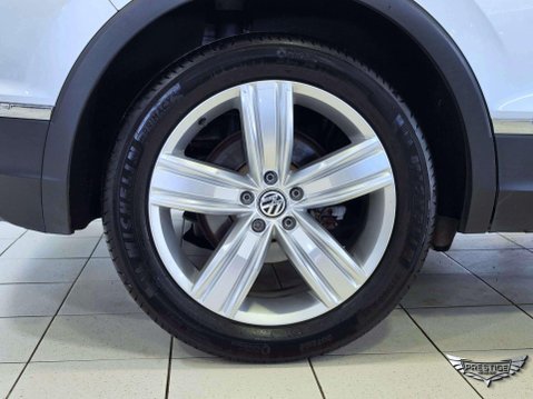 Volkswagen Tiguan 2.0 TDI SEL DSG Euro 6 (s/s) 5dr 73