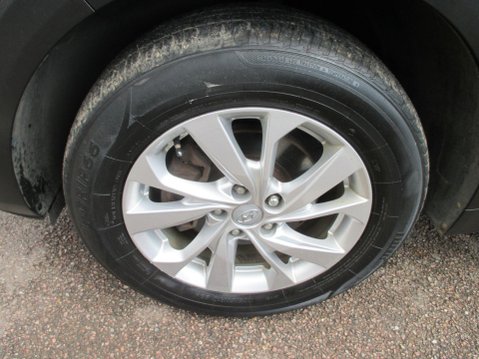 Hyundai TUCSON 1.6 GDi SE Nav Euro 6 (s/s) 5dr 12