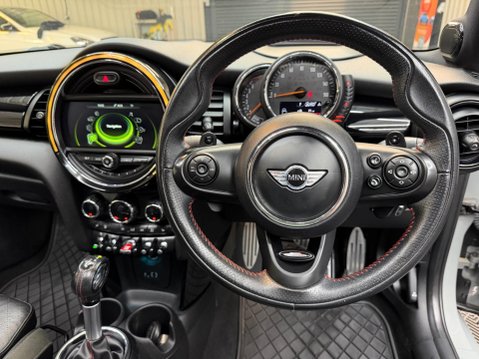 Mini Hatch 2.0 Cooper S Auto Euro 6 (s/s) 3dr 61