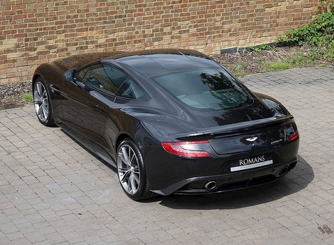 Aston Martin Vanquish 7