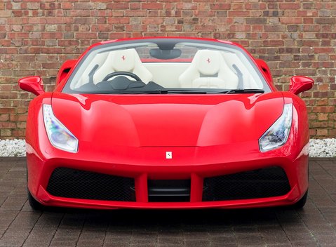 Ferrari 488 Spider 4