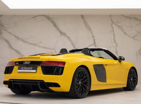 Audi R8 V10 Spyder 23