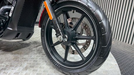 Harley-Davidson Street 750 XG 2019 69 PLATE STUNNING BIKE PANNIERS NEW MOT A2 16