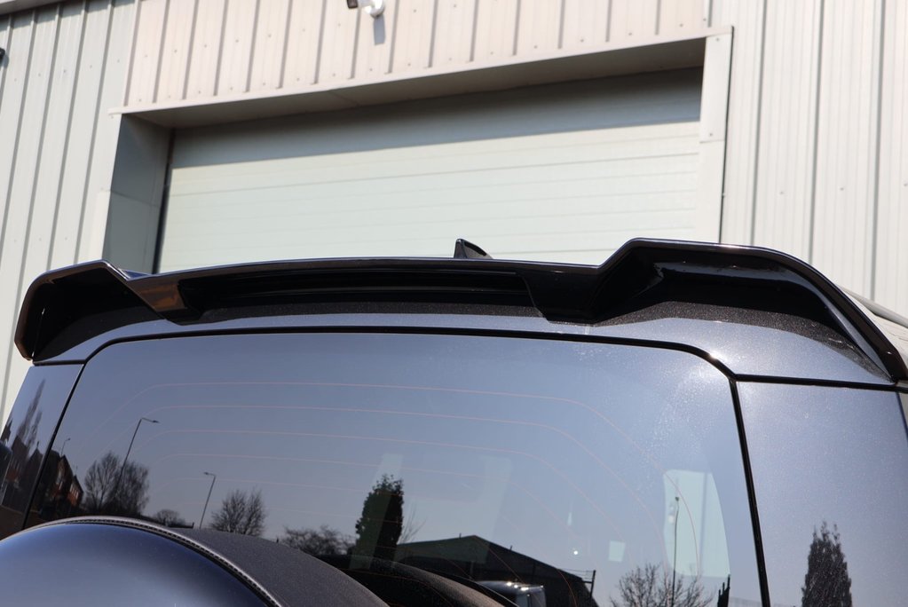 Land Rover Defender 110 BRAND NEW HARDTOP  250  TOP X-DYNAMIC SE REAR SEATS STYLED BY SEEKER  18