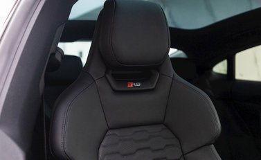 Audi RS E-Tron GT 11