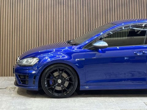 Volkswagen Golf 2.0 Golf R DSG 4WD 5dr 31