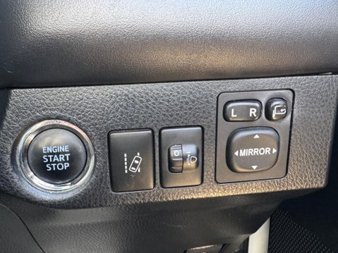 Toyota Rav4 2.0 D-4D Business Edition Plus Euro 6 (s/s) 5dr (Safety Sense, Nav) 27