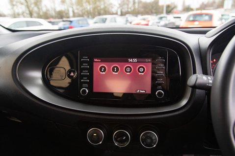 Toyota Aygo X VVT-I PURE 23