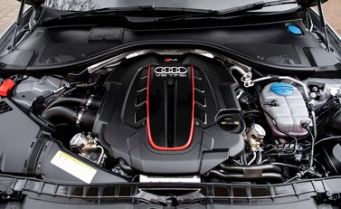 Audi RS6 Avant Performance 34