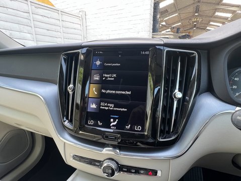 Volvo XC60 2.0 T4 Edition SUV 5dr Petrol Auto Euro 6 (s/s) (190 ps) 27